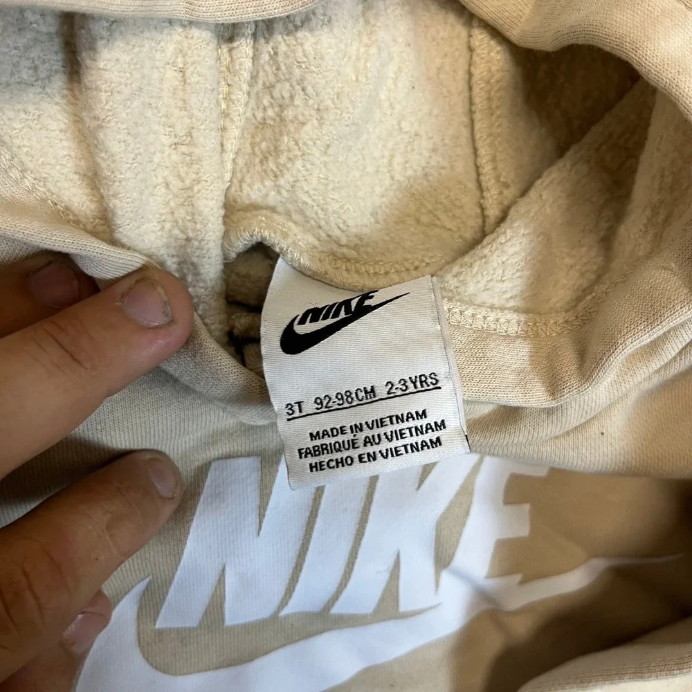 Nike Hoodie Toddler Size 3T Tan Graphic  Pullover Fleece Long Sleeve Sweatshirt
